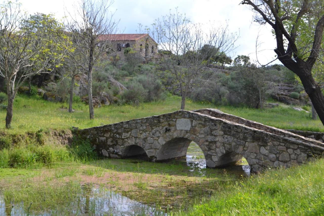Albergue La Jarilla Plasenzuela المظهر الخارجي الصورة