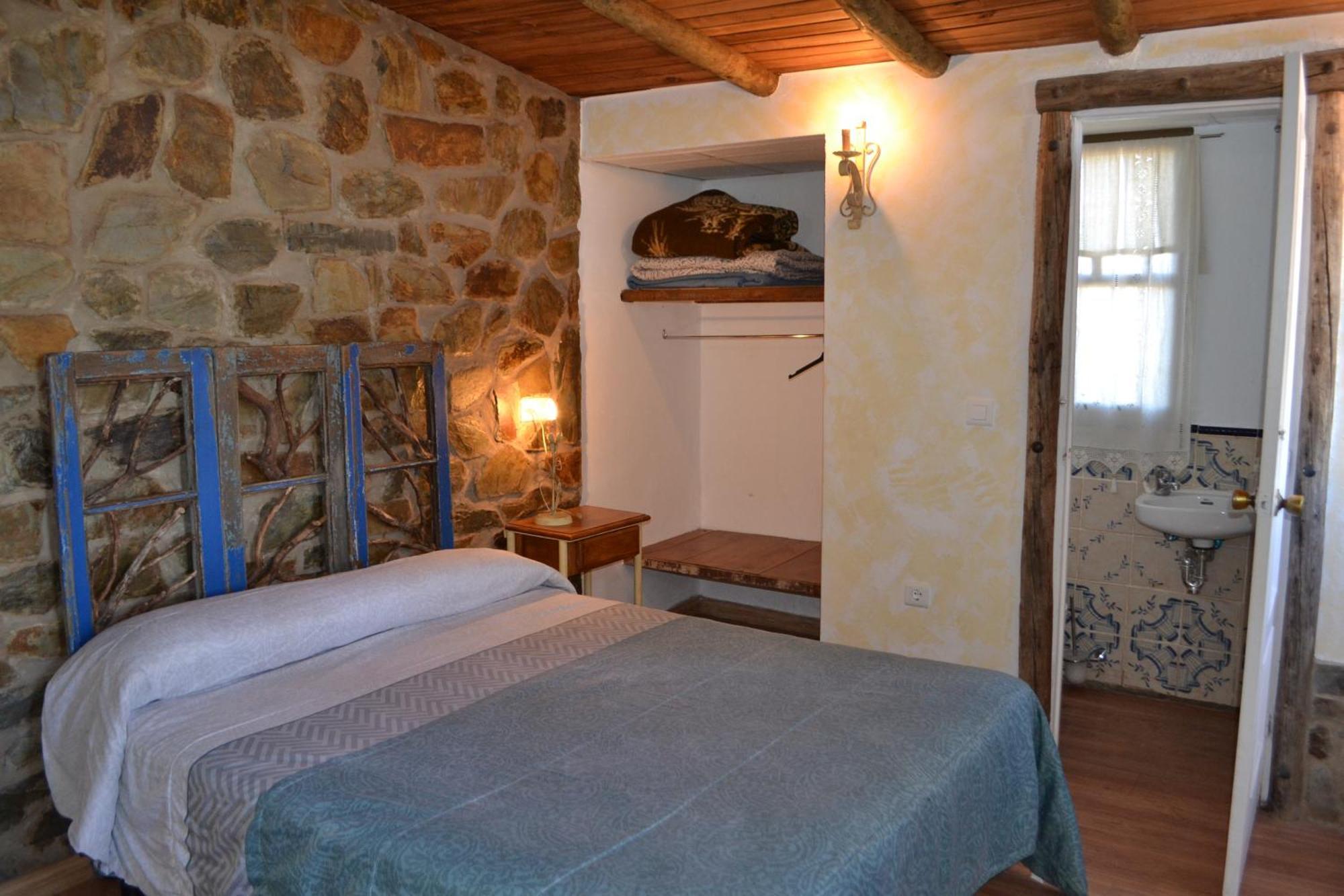 Albergue La Jarilla Plasenzuela المظهر الخارجي الصورة